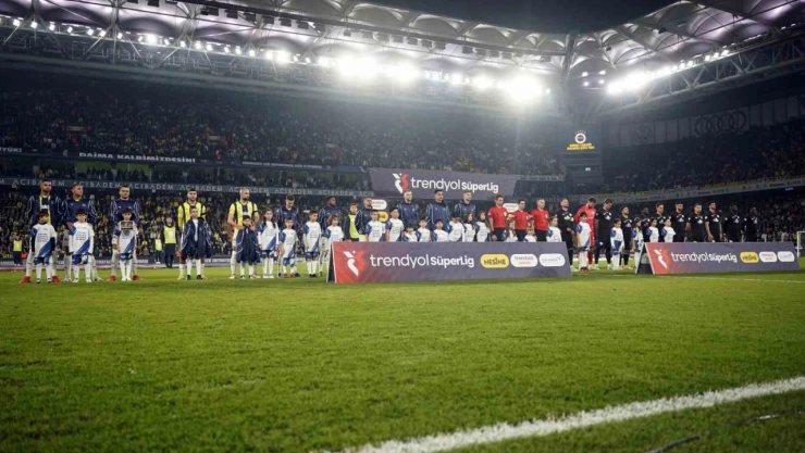 Trendyol Süper Lig: Fenerbahçe: 3 - Çaykur Rizespor: 2