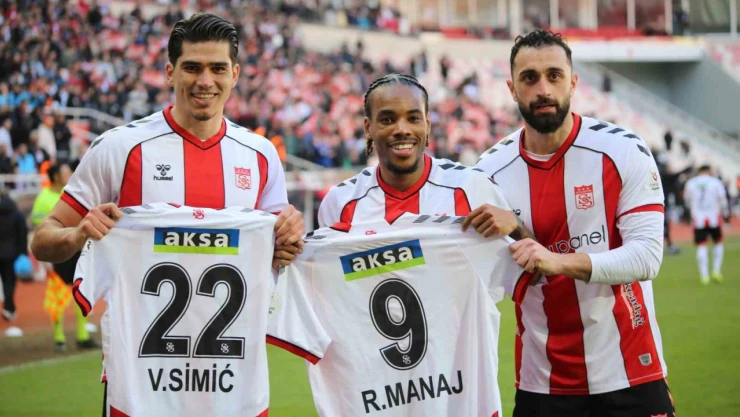 Trendyol Süper Lig: Sivasspor: 3-Göztepe:1