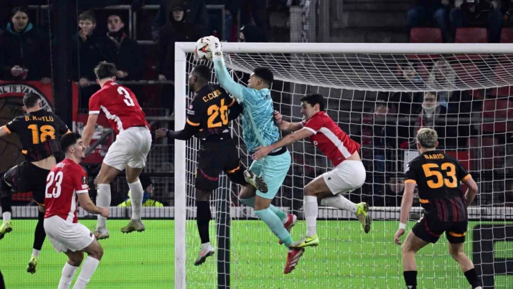 UEFA Avrupa Ligi: AZ Alkmaar: 4 - Galatasaray: 1