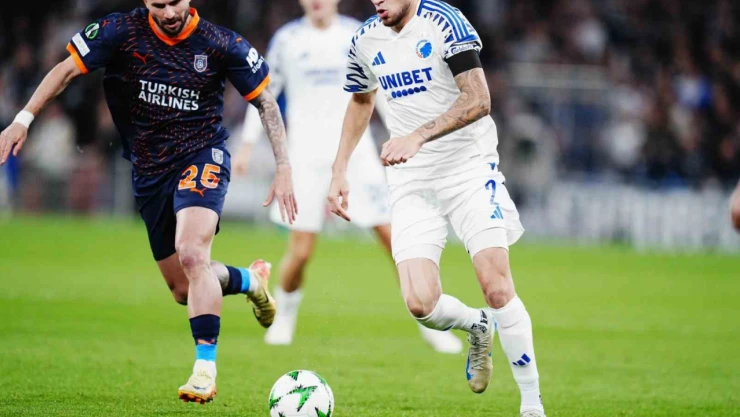 UEFA Konferans Ligi: Kopenhag: 0 - Başakşehir: 1 (İlk yarı)