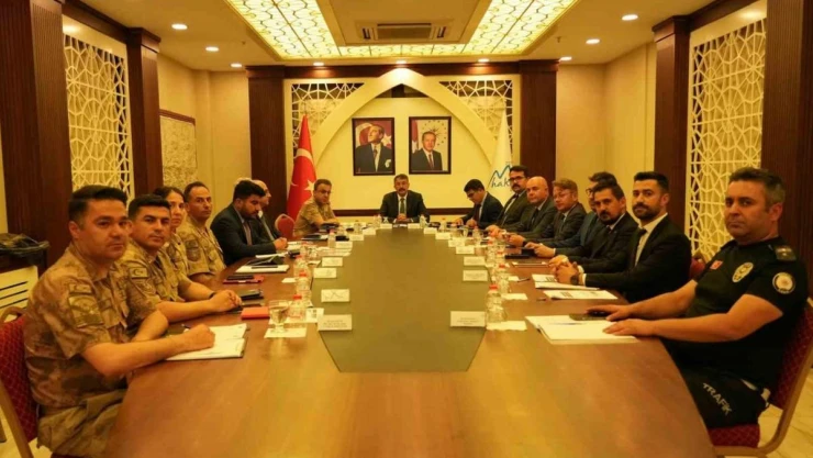 Vali Çelik: 'Sosyal medya dolandırıcılığı arttı'