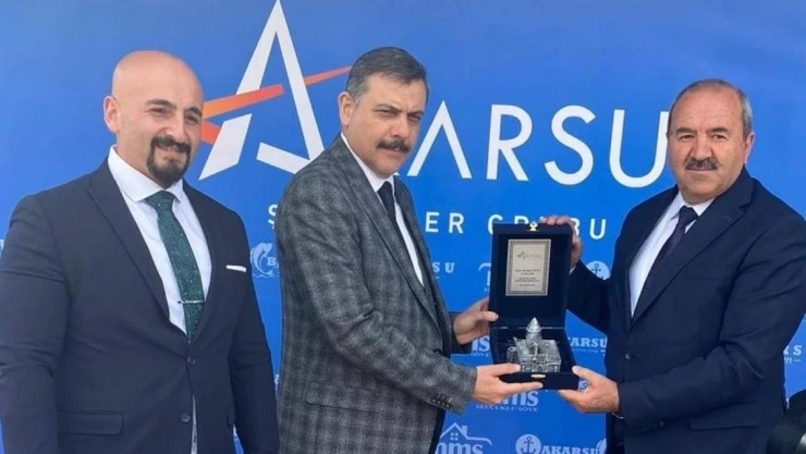 Vali Çiftçi 'Yatırımcılarımızı her zaman destekleyeceğiz'