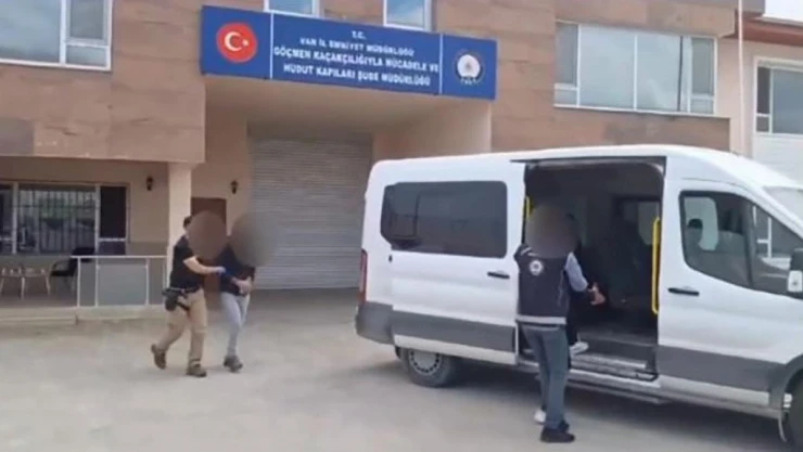 Van'da 4 organizatör tutuklandı