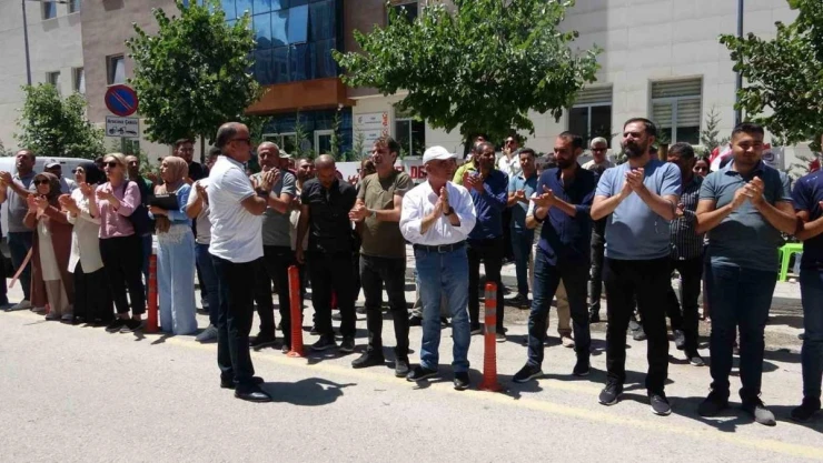 Vanlı işçiler: 'Bütün davalarımızı kazanacağız'