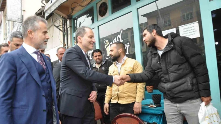 Yeniden Refah Partisi Genel Başkanı Fatih Erbakan'dan Eleşkirt'e 'teşekkür' ziyareti