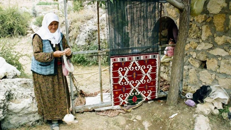 Yörüklerin hayat hikayeleri belgesel oldu