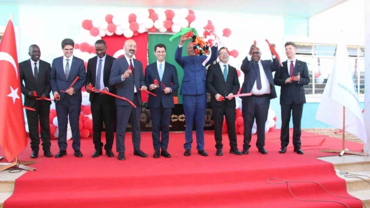 Zambiya'daki FETÖ bağlantılı okullar, Türkiye Maarif Vakfı'na devredildi