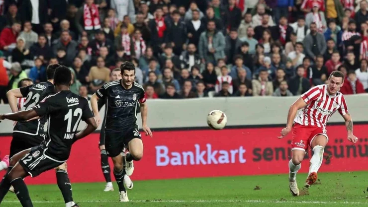 Ziraat Türkiye Kupası: Antalyaspor: 1 - Beşiktaş: 0 (İlk yarı)