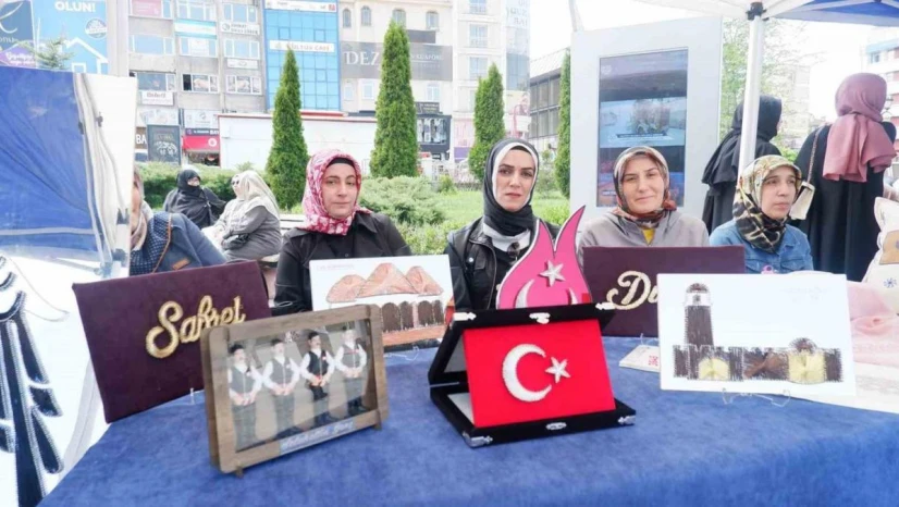 Bir yıllık emeklerini sergilediler