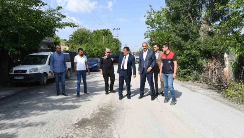 Gürkan, Orduzu Kaldırım Mahallesinde yol çalışmalarını inceledi