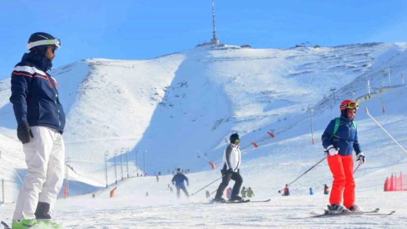 Kayakçılar en çok dizden yaralanıyor