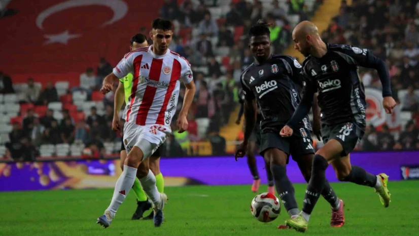 Trendyol Süper Lig: Antalyaspor:1-Beşiktaş:3