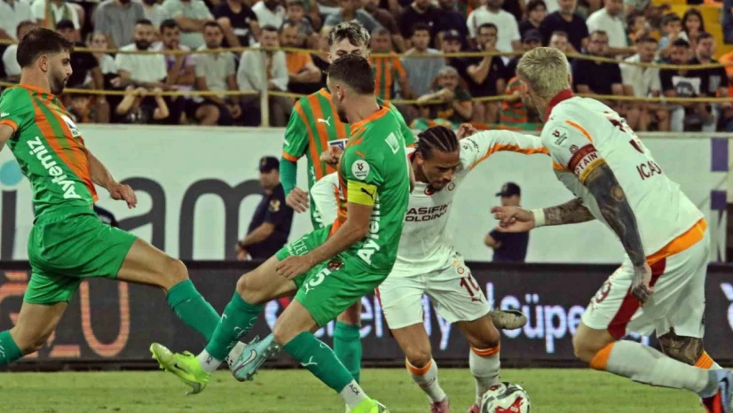 Trendyol Süper Lig: Corendon Alanyaspor:0-Galatasaray:1