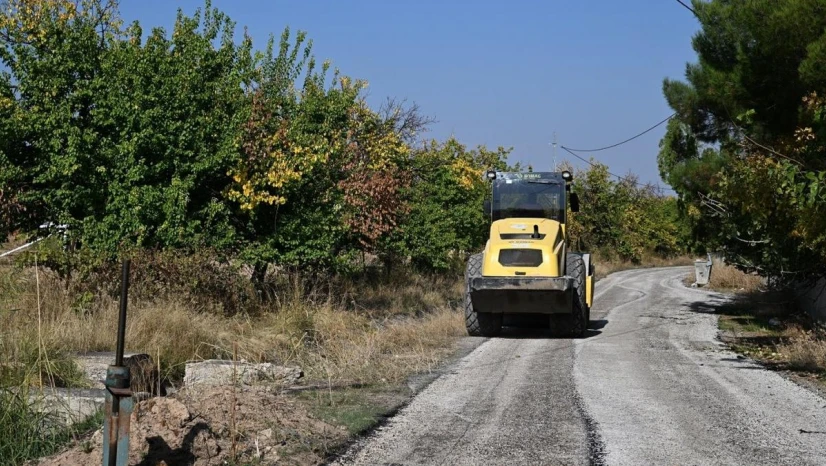 Yeşilyurt'ta yollar yenileniyor