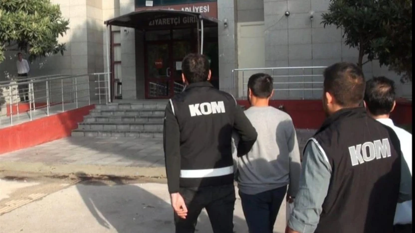 2 FETÖ/PDY hükümlüsü yakalanarak cezaevine gönderildi