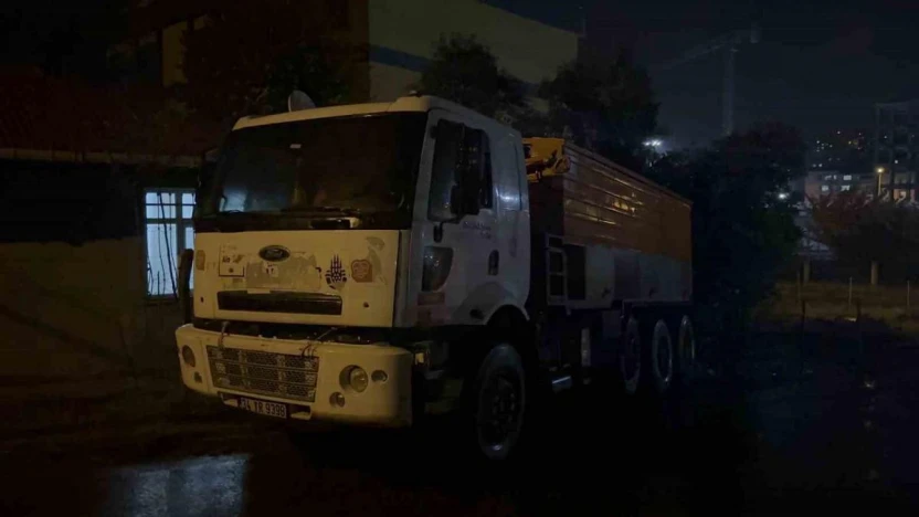 Arnavutköy'de alkollü İBB sürücüsü ortalığı birbirine kattı