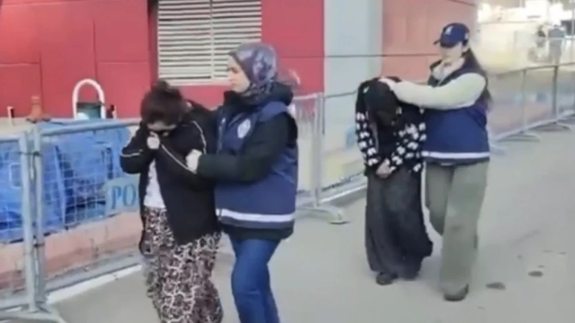 Ameliyatlık çocuğunun altınlarını çalan yankesiciler yakalandı