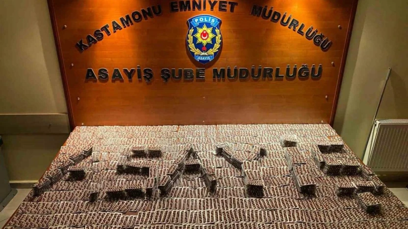Durdurulan araçta 1,5 milyon liralık sentetik ecza hap ele geçirildi: 1 gözaltı