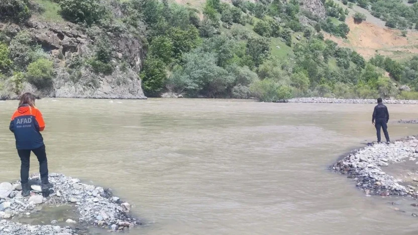 Hakkari'de 22 gündür kayıp kadını, 165 personel ve dron desteğiyle arama çalışmaları sürüyor