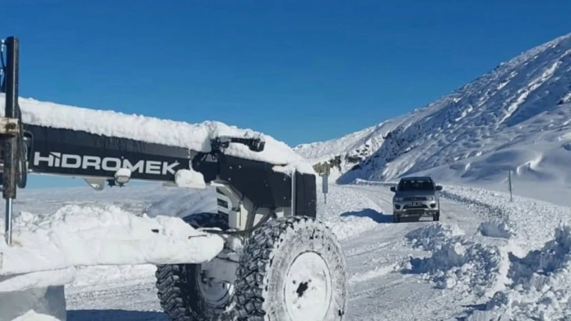 Iğdır'da karla kapanan tüm köy yolları ulaşıma açıldı
