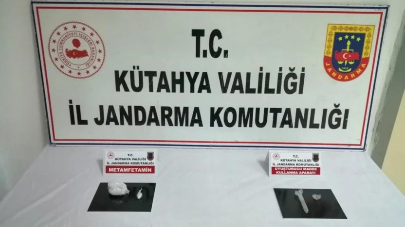Kütahya'da üzerinde uyuşturucu bulunan otobüs yolcusu tutuklandı