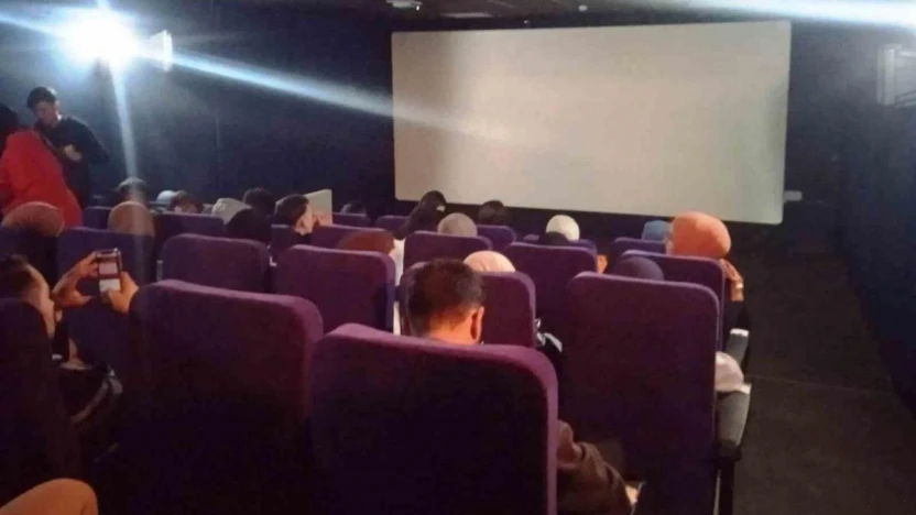 Lise öğrencileri 'Aybüke: Öğretmen Oldum Ben' isimli filmi izledi