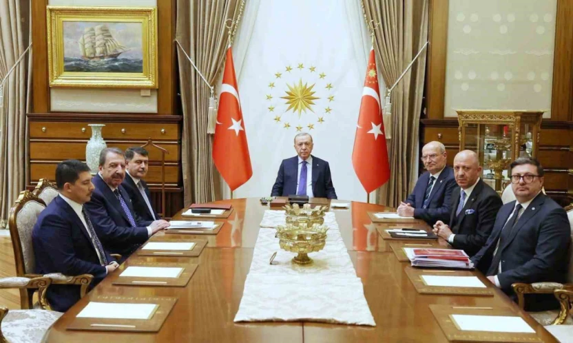 Cumhurbaşkanı Erdoğan, Ankara'nın ekonomi aktörlerini Külliye'de kabul etti