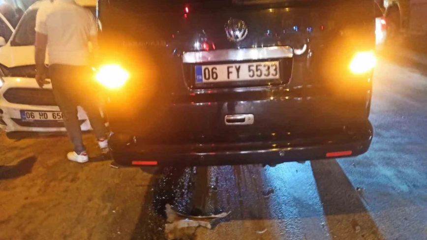 Ankara'da 3 aracın karıştığı zincirleme kaza: 3 yaralı